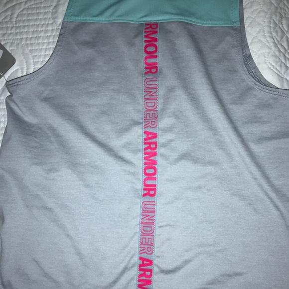 Under armour workout tee - Picture 4 of 5